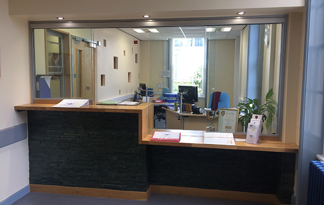 AA-Ltd---Receptn-Ctr-&-Screen-2015