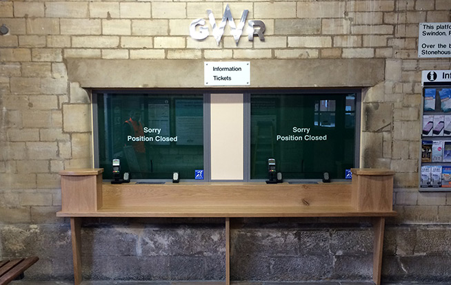 Stroud-Station
